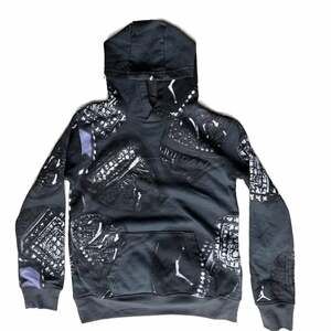 Jordan Hoodie Big Kids Large NWOT Black